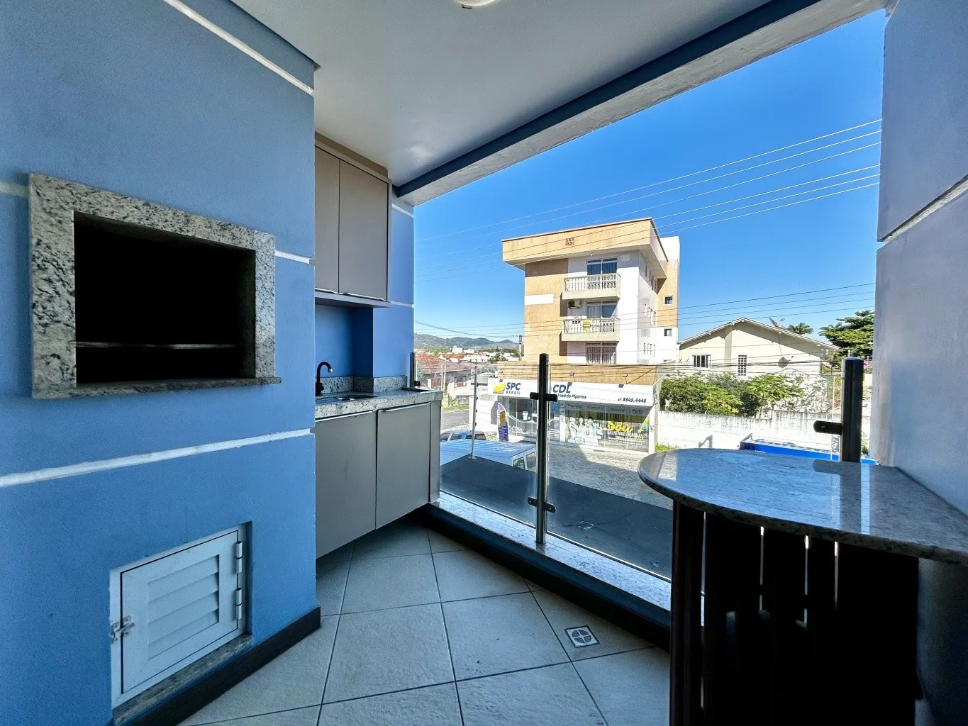 Apartamento disponível para locação no centro de Balneário Piçarras/SC (Cód. 14982) - foto 1