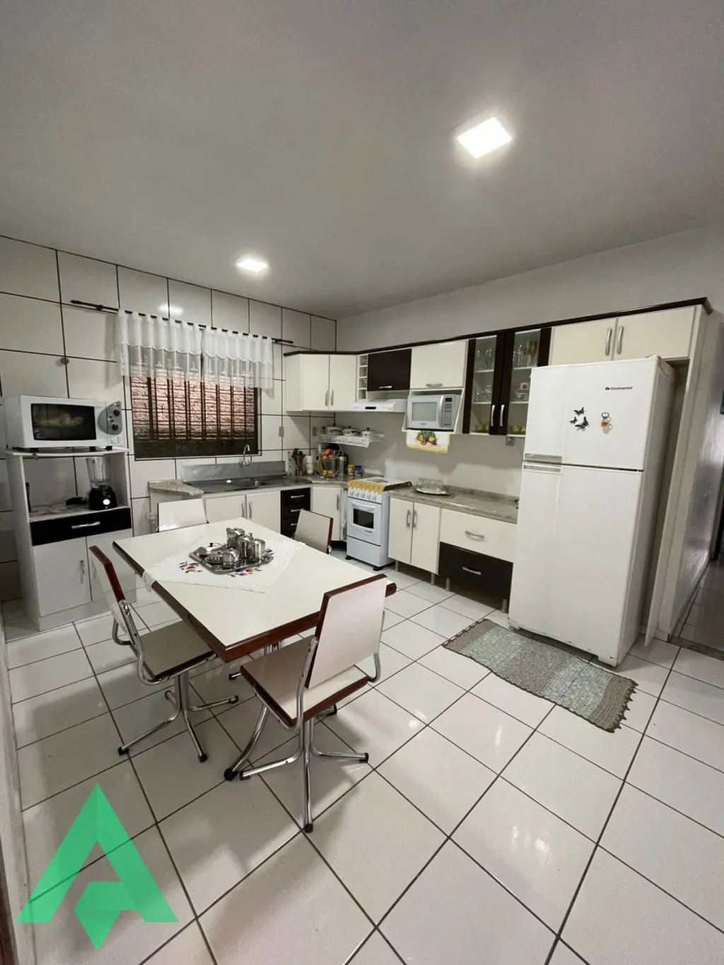 Casa com 4 dormitórios à venda por R$ 599.000,00 - Bairro Fortaleza Alta - Blumenau/SC — foto 4