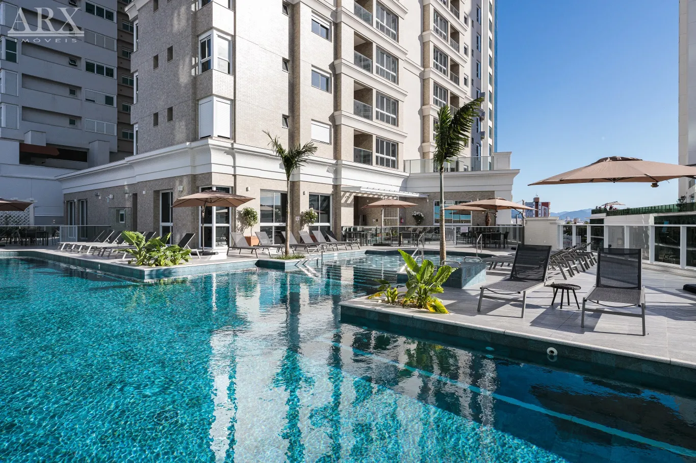 Cobertura com vista para o mar em Balneário Camboriú - foto 1