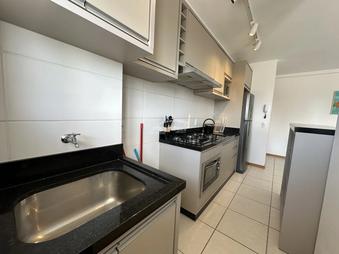 Apartamento com vista mar disponível para locação no bairro Centro, em Balneário Piçarras/SC. — foto 7