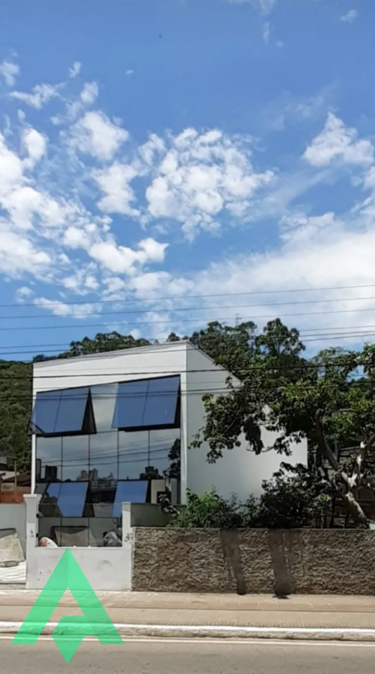 Prédio Residencial, com lofts semi mobiliados, no Bairro Ressacada em Itajaí! - foto 1