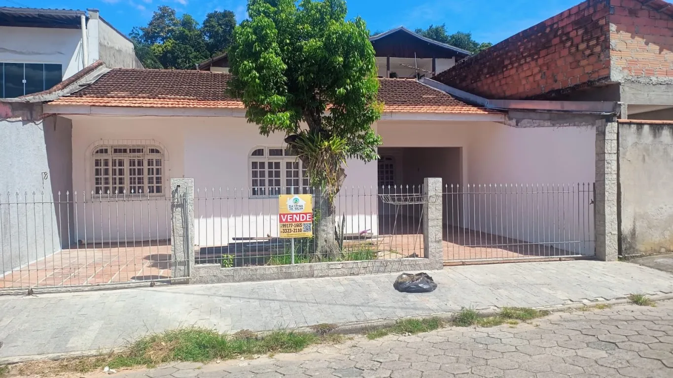 Casa com 3 dormitórios sendo 1 suíte na Itoupavazinha. — foto 2