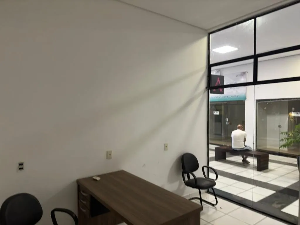 SALA COMERCIAL no CENTRO com 0 quartos para LOCAÇÃO, 40 m — foto 6