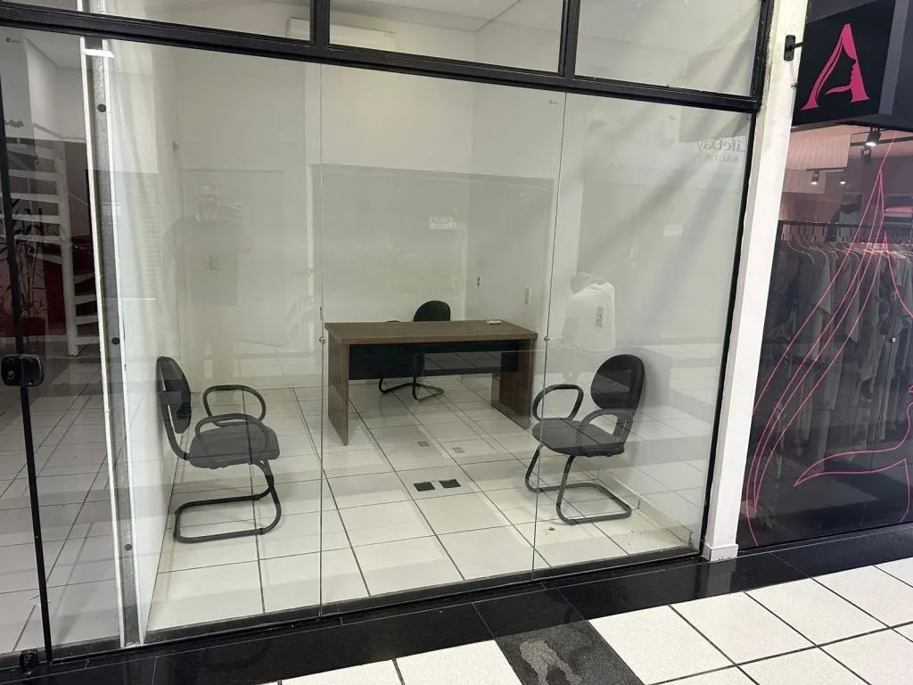 SALA COMERCIAL no CENTRO com 0 quartos para LOCAÇÃO, 40 m — foto 7
