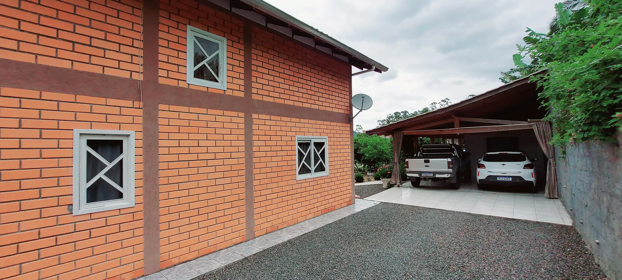 Casa 2 pavimento tijolinho a vista - Centro Rodeio - Próximo Mercado - Aceita Apto 3 dormitórios no Negócio. — foto 7