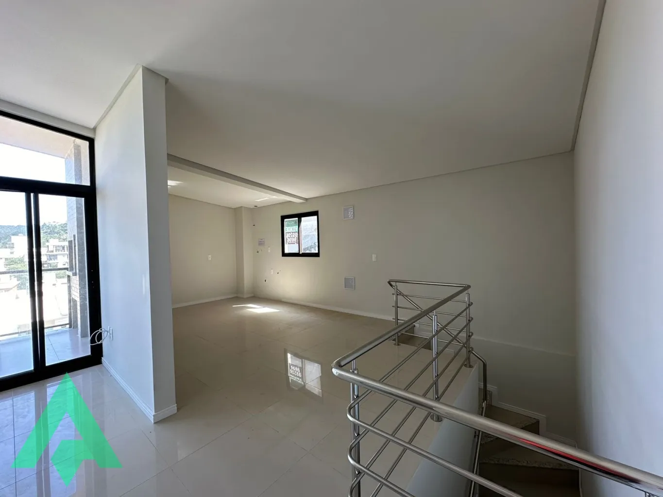 Apartamento de 2 suítesà venda por R$1.100,000,00 - Bairro Canto Grande - Bombinhas/SC! — foto 4