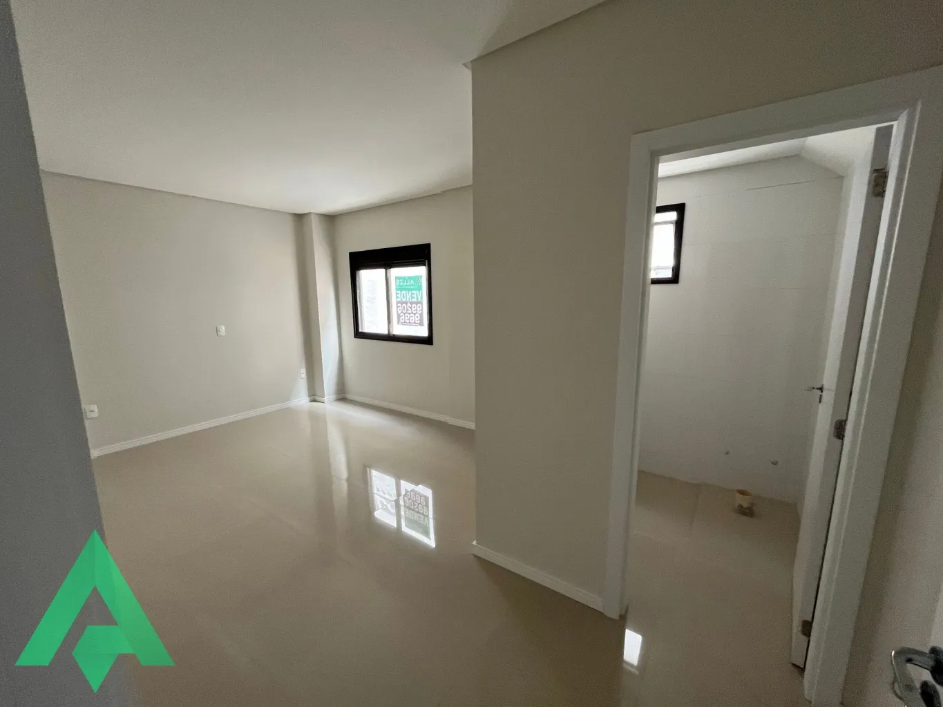 Apartamento de 2 suítesà venda por R$1.100,000,00 - Bairro Canto Grande - Bombinhas/SC! — foto 5
