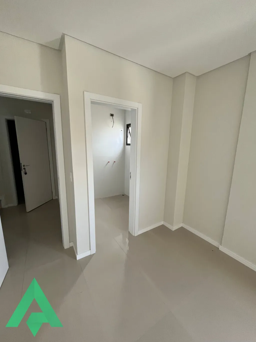 Apartamento de 2 suítesà venda por R$1.100,000,00 - Bairro Canto Grande - Bombinhas/SC! — foto 7