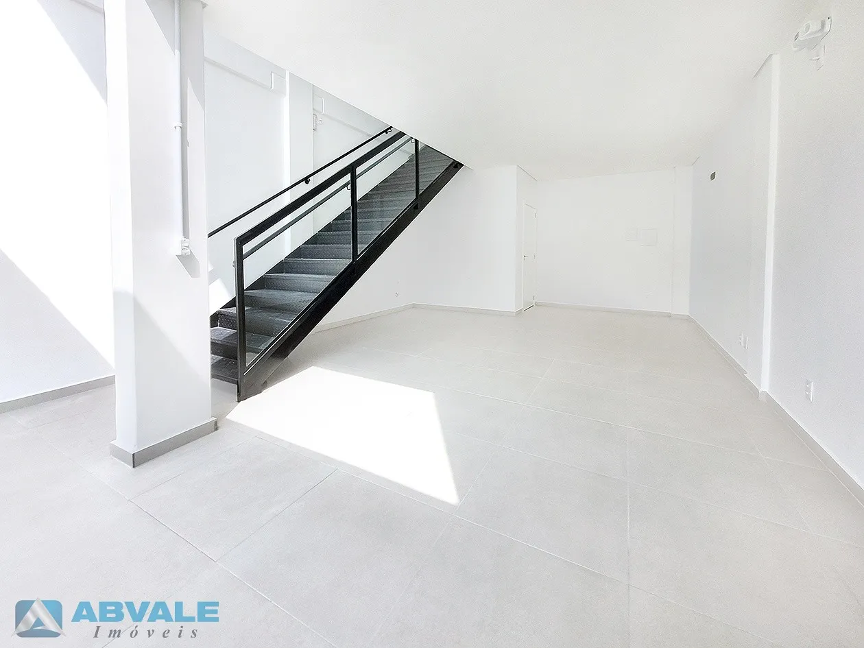 SEU NOVO ENDEREÇO COMERCIAL ESTÁ AQUI! LOJA TÉRREA EM CONJUNTO COMERCIAL LOCALIZADO EM FRENTE AO HOSPITAL DO PULMÃO — foto 3