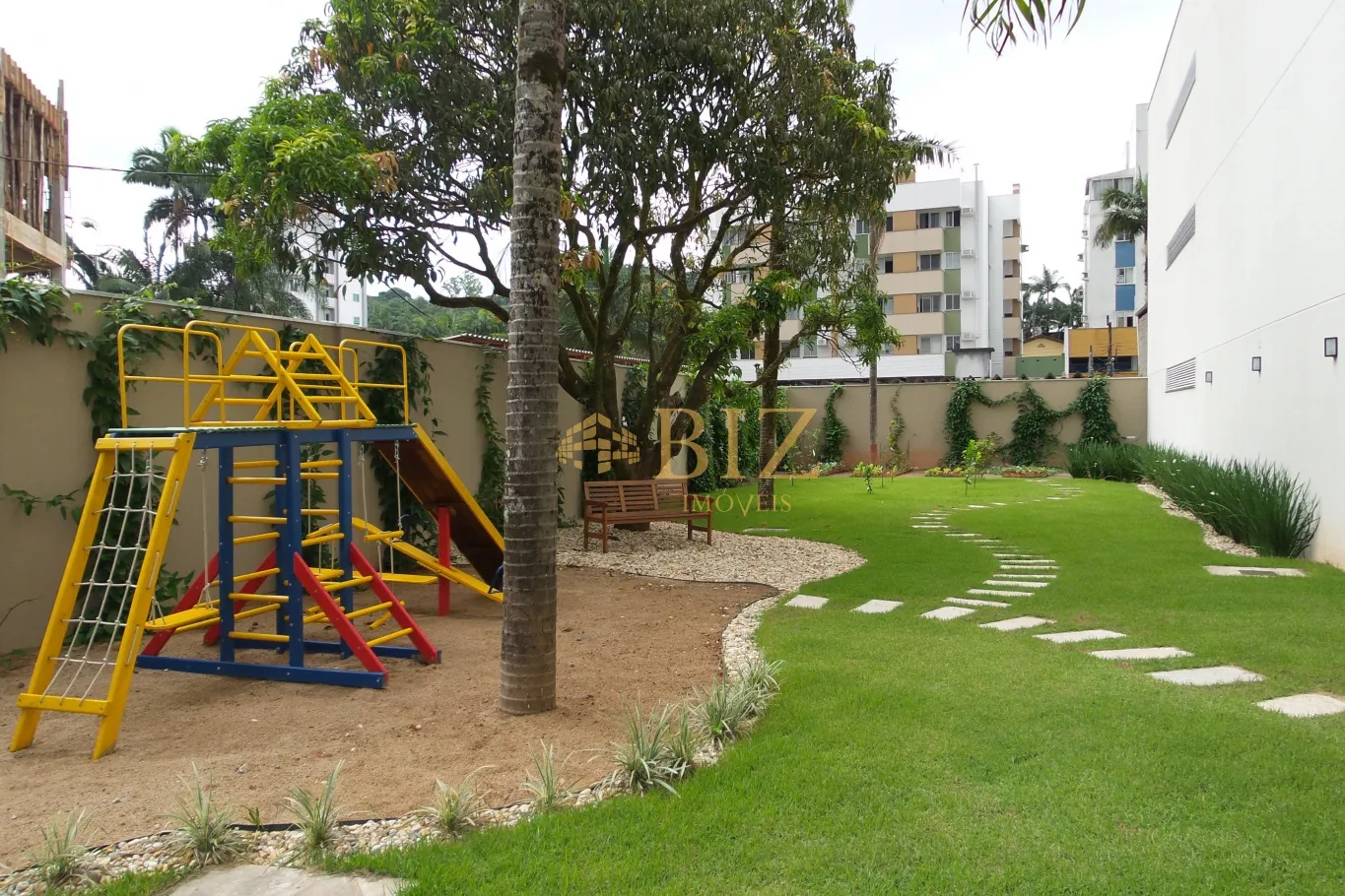 Apartamento totalmente MOBILIADO na Itoupava Seca! — foto 3