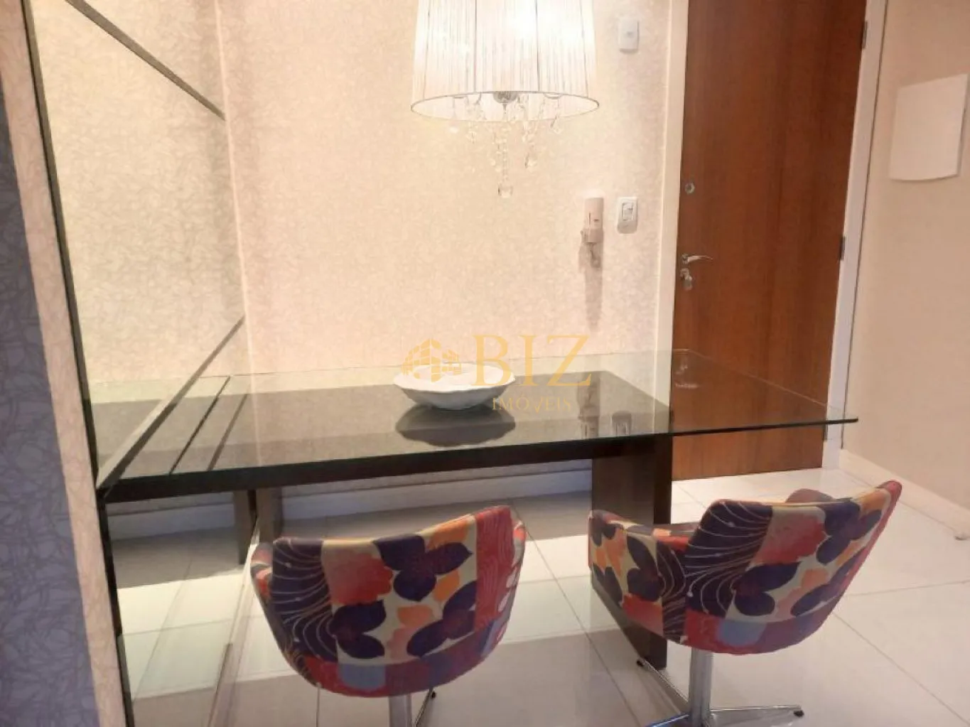 Lindo apartamento TOTALMENTE MOBILIADO coladinho na FURB! — foto 4