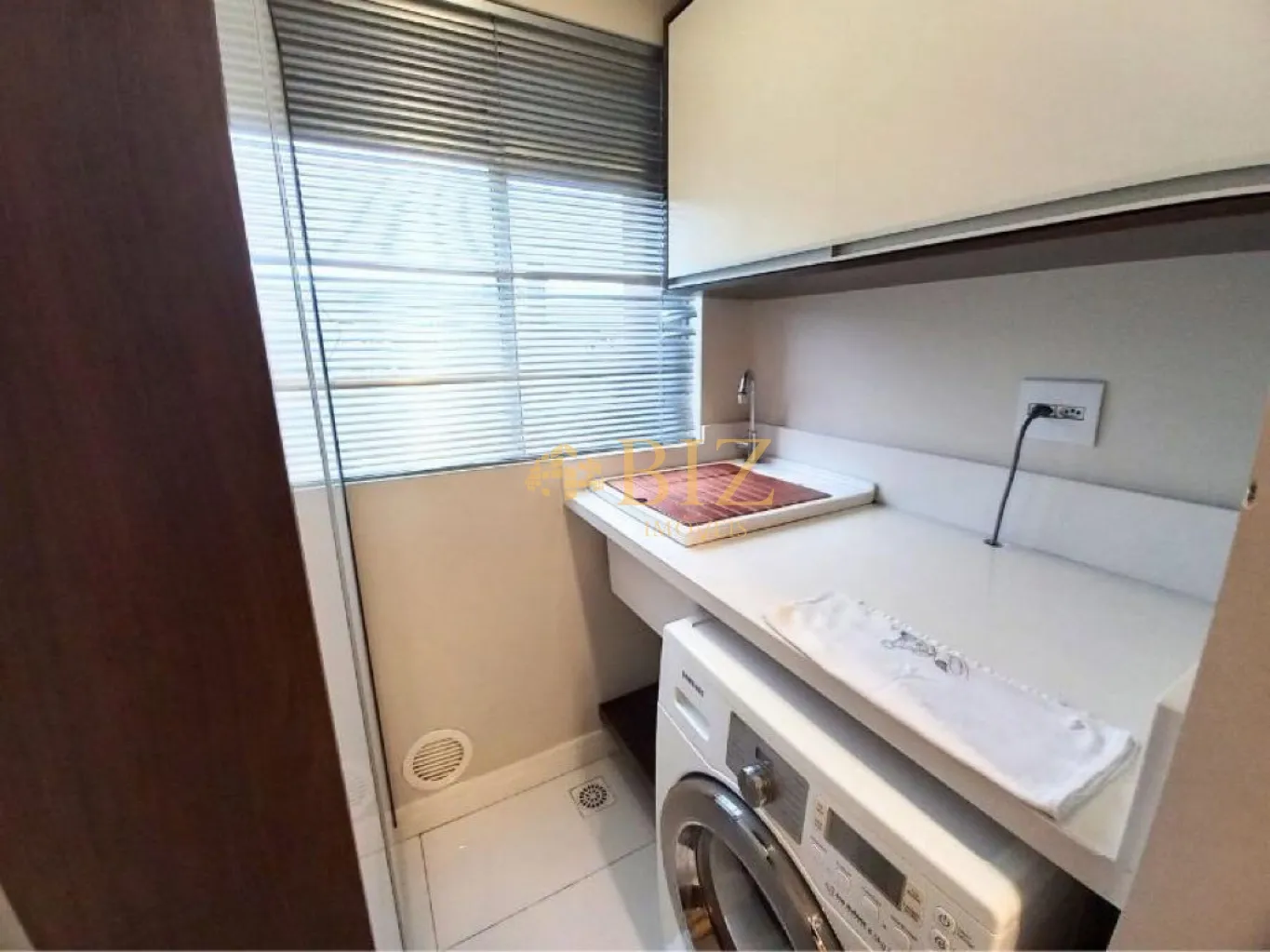 Lindo apartamento TOTALMENTE MOBILIADO coladinho na FURB! — foto 7