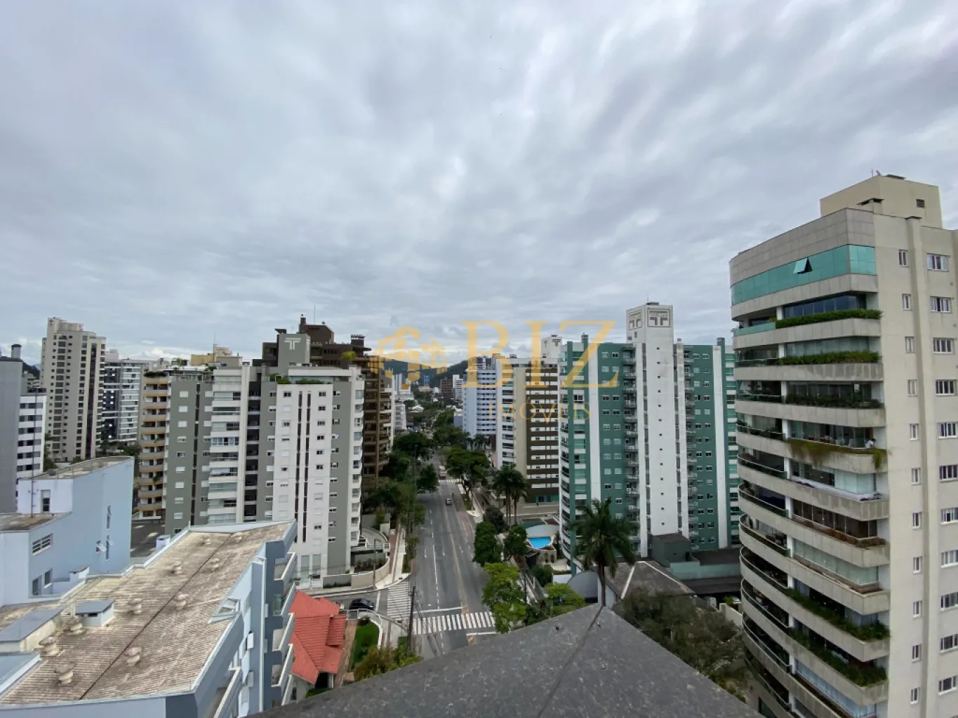 Cobertura duplex com 3 dormitórios, sendo 3 suítes e 3 vagas de garagem! — foto 6