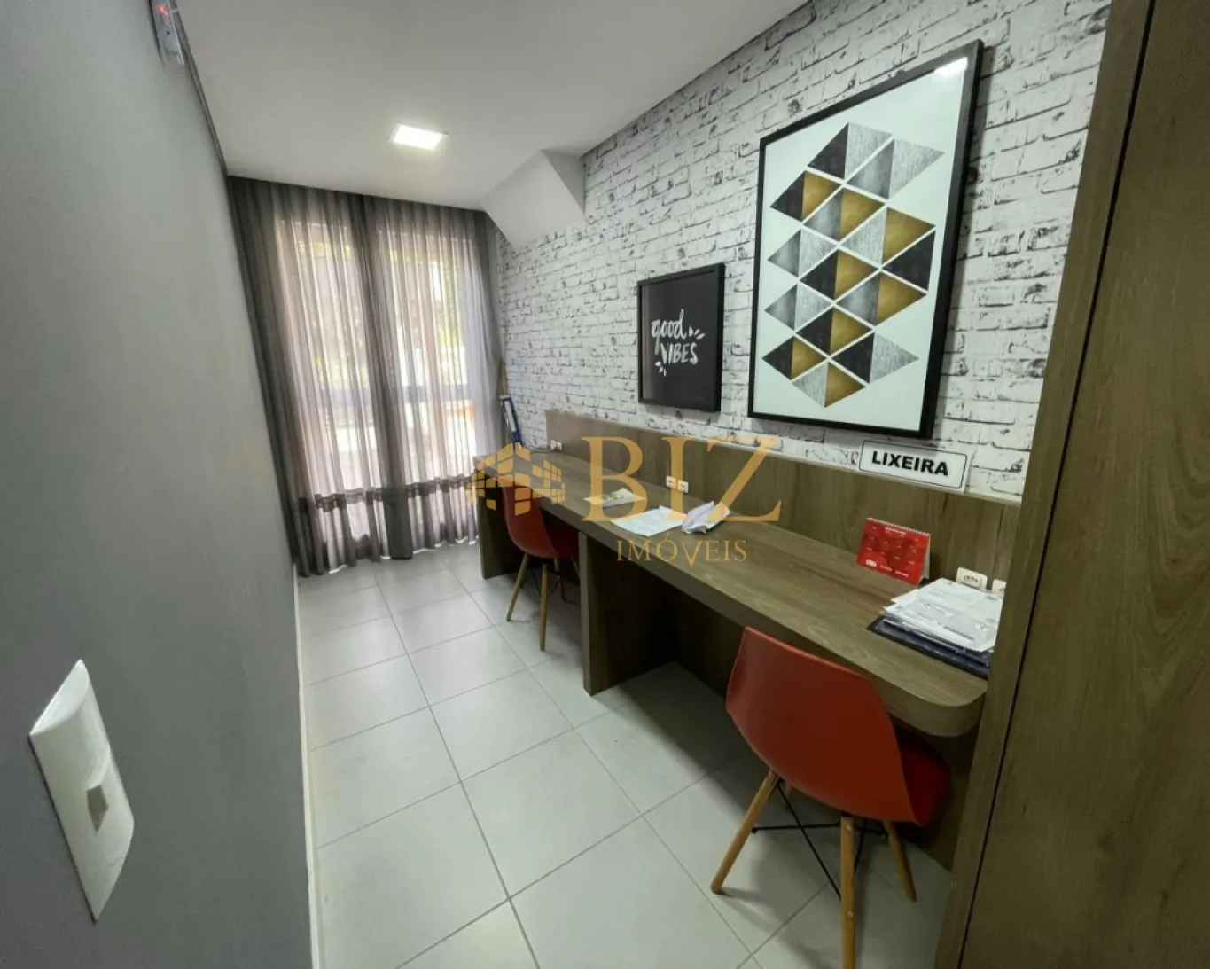 Belíssimo apartamento com 3 dormitórios, sendo 1 suíte, no centro de Blumenau!! — foto 4