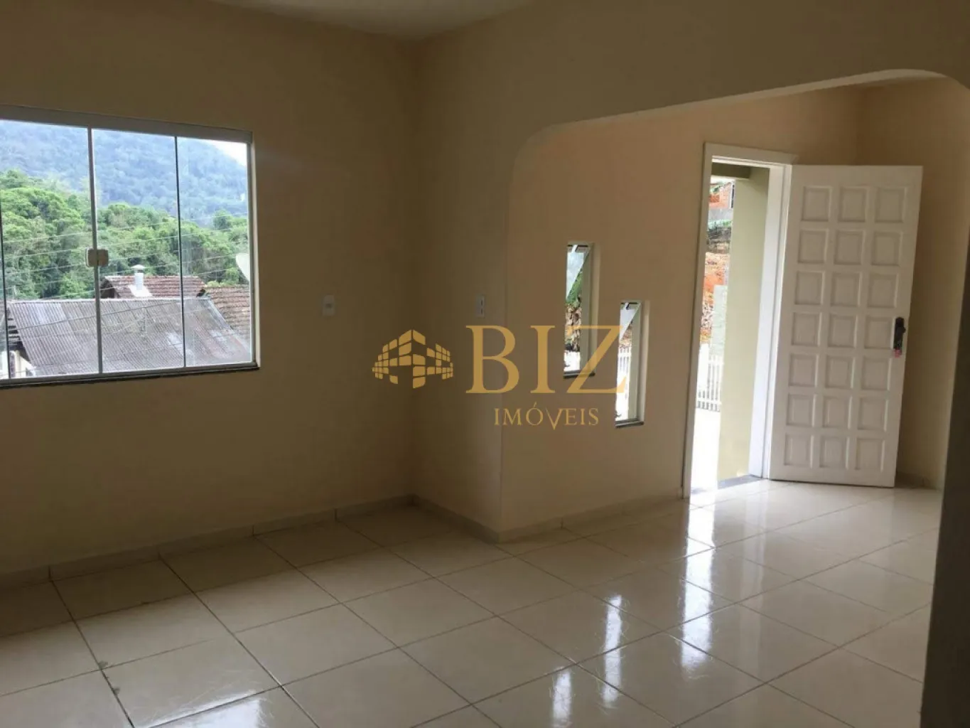 Ampla casa, totalmente reformada, no Bairro Tribess! — foto 6