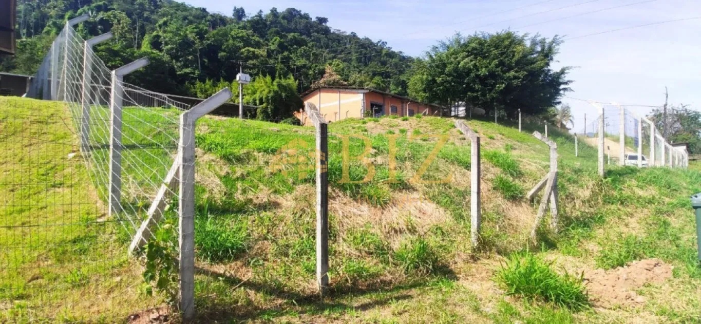 Excelente terreno no Bairro Água Verde, frente para a Rua Água Branca, com área de 881,46m! — foto 4