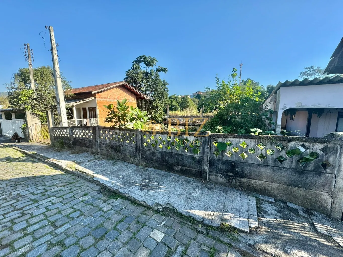 Terreno com 338m em localização excelente, no começo do Bairro Água Verde! — foto 2