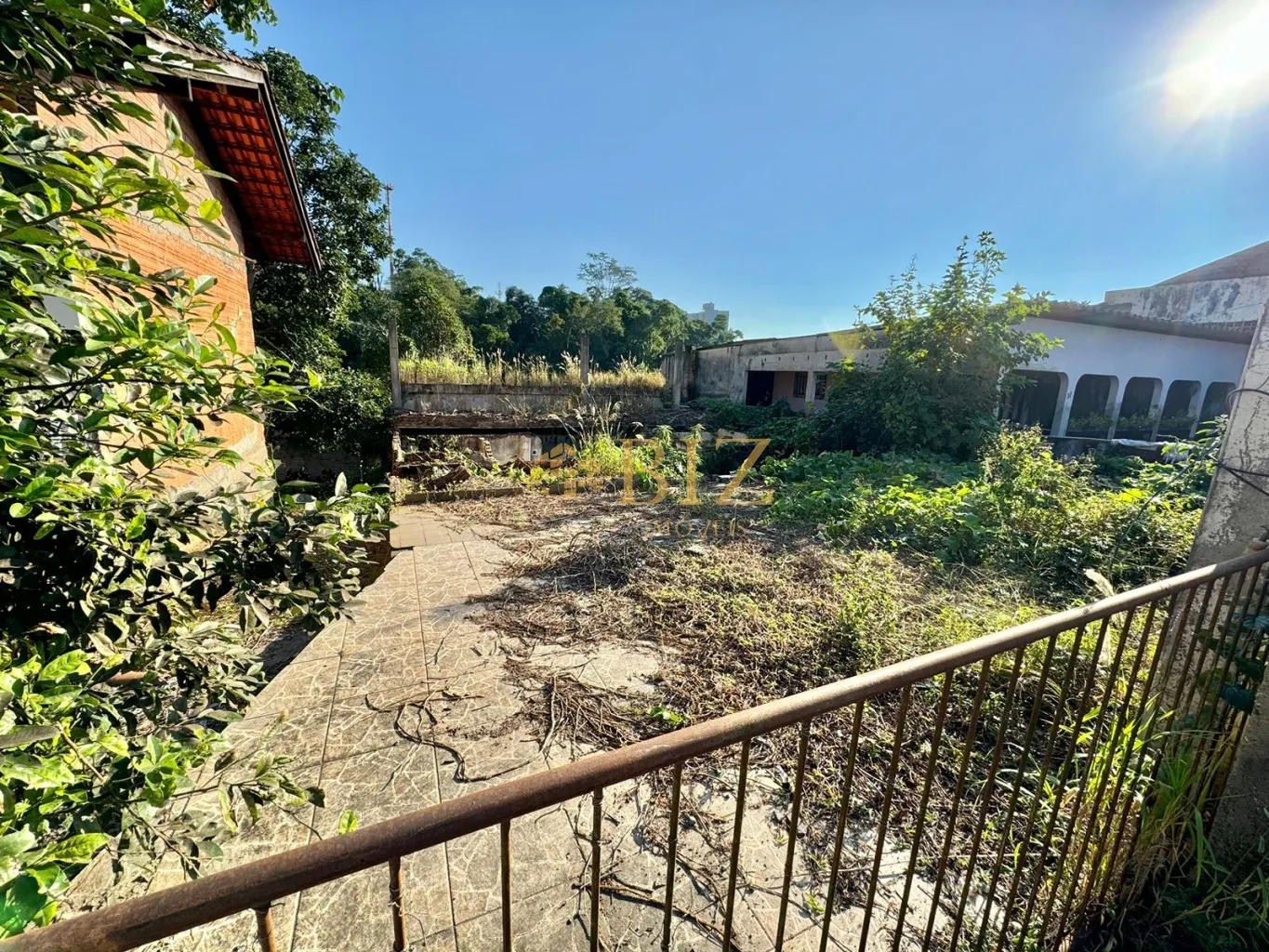 Terreno com 338m em localização excelente, no começo do Bairro Água Verde! — foto 5