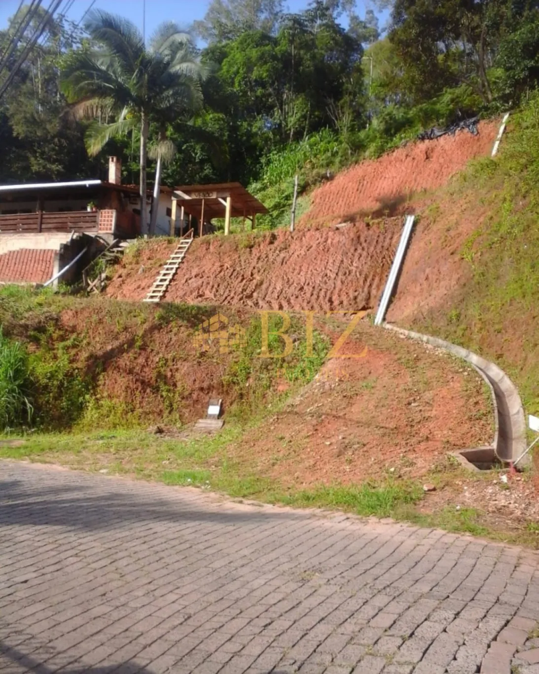 Terreno com 417m, sendo 17,60m de fachada no Bairro Garcia! - foto 1