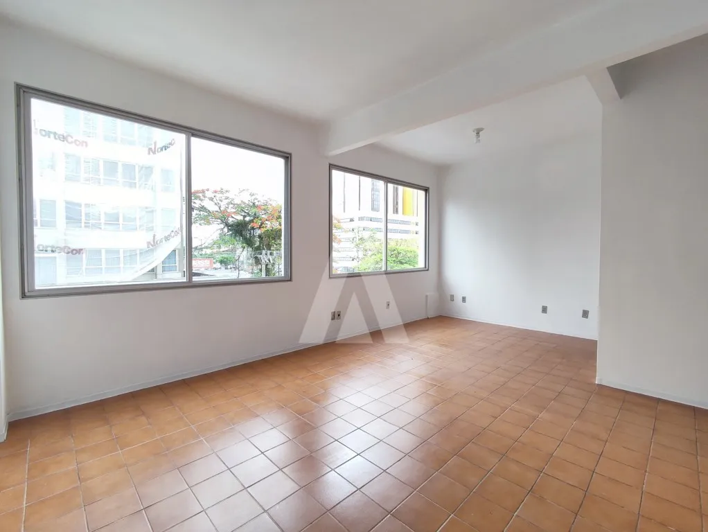 Sala para alugar por R$ 1500.00, 52.39 m2 - CENTRO - JOINVILLE/SC - foto 1