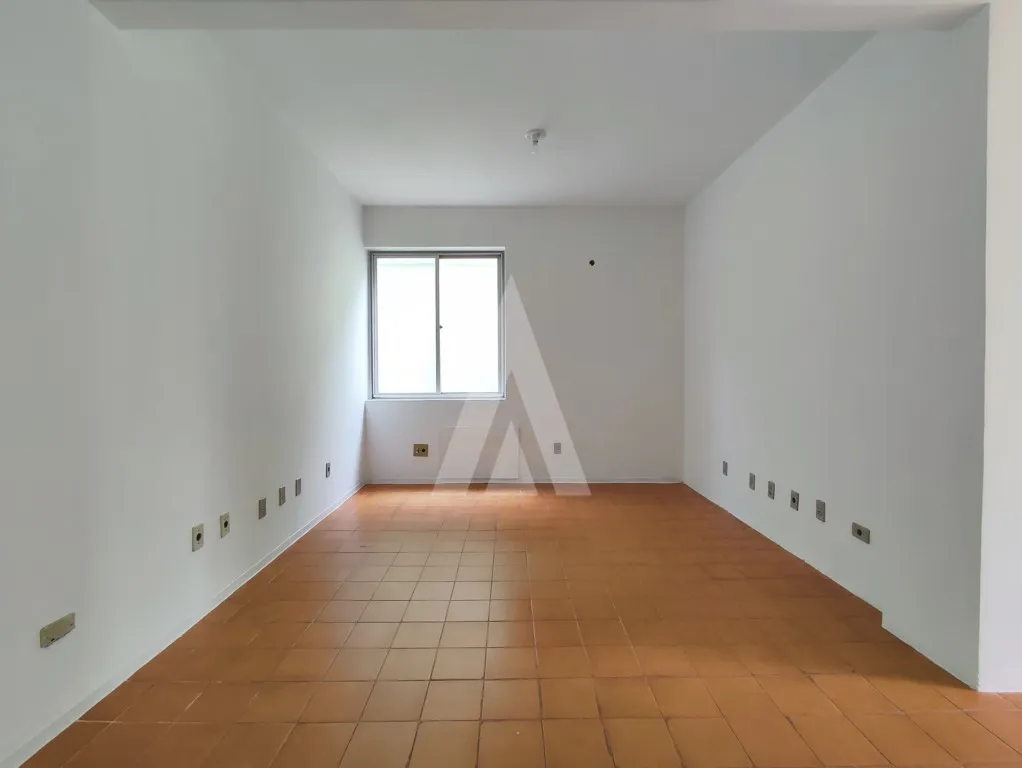 Sala para alugar por R$ 1500.00, 52.39 m2 - CENTRO - JOINVILLE/SC — foto 3