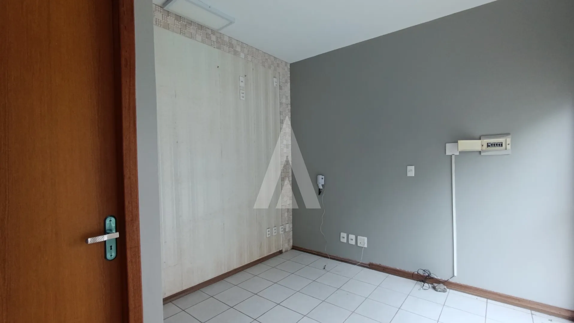 Sala comercial com 6 salas e vagas de garagem no Bairro Anita Garibaldi em Joinville — foto 5