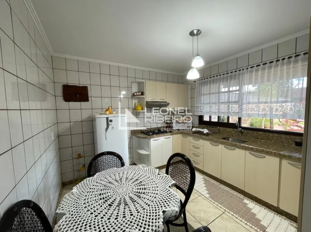 Casa com 3 dormitórios à venda no bairro Centro em Pomerode/SC — foto 4
