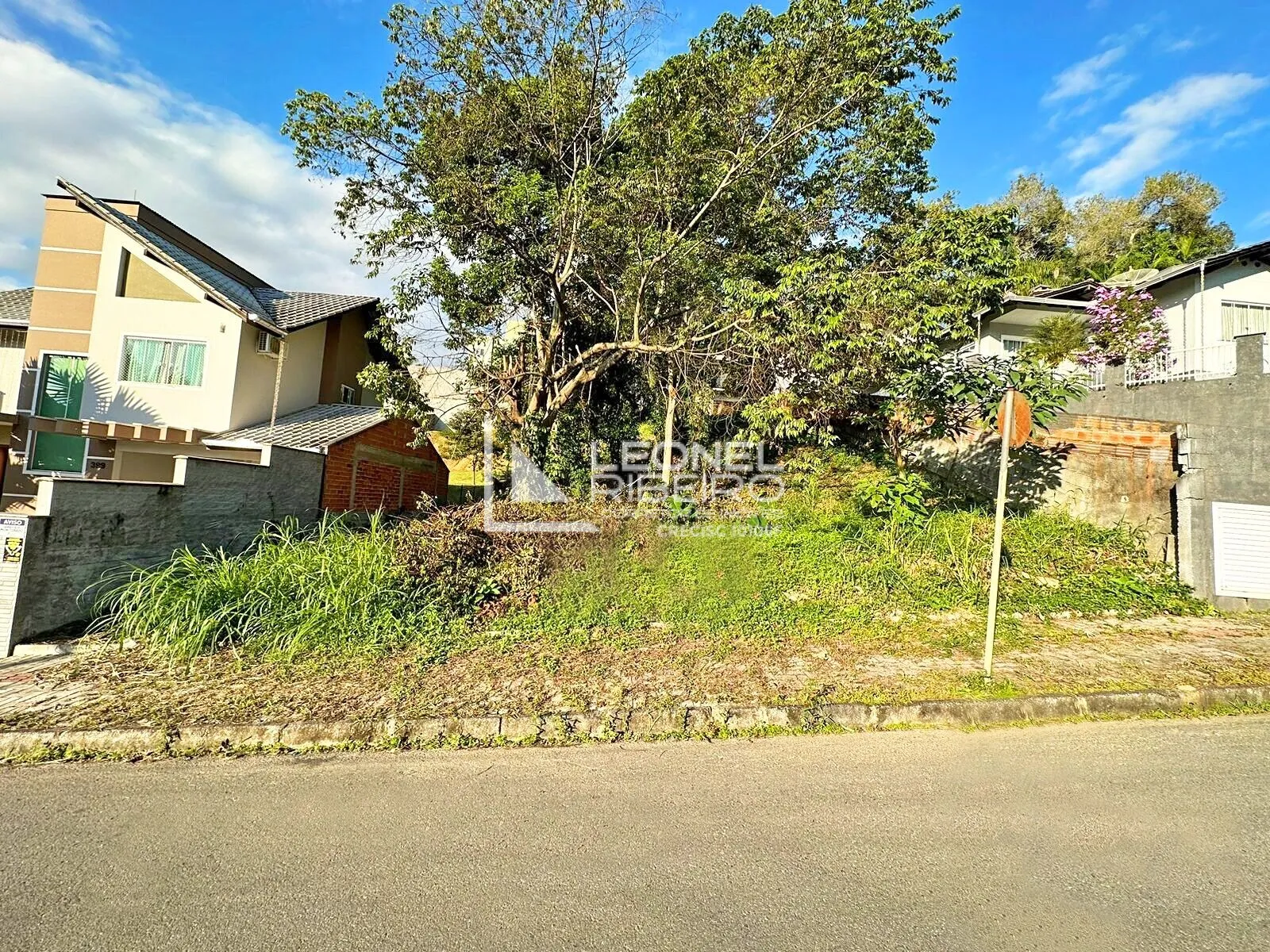 Terreno à venda, 687,40m bairro no Quintino em Timbó-SC - foto 1