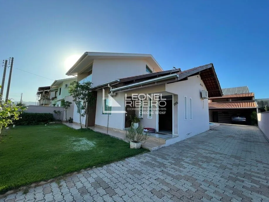 Casa á venda com 3 dormitórios no Bairro das Nações em Timbó-SC - foto 1