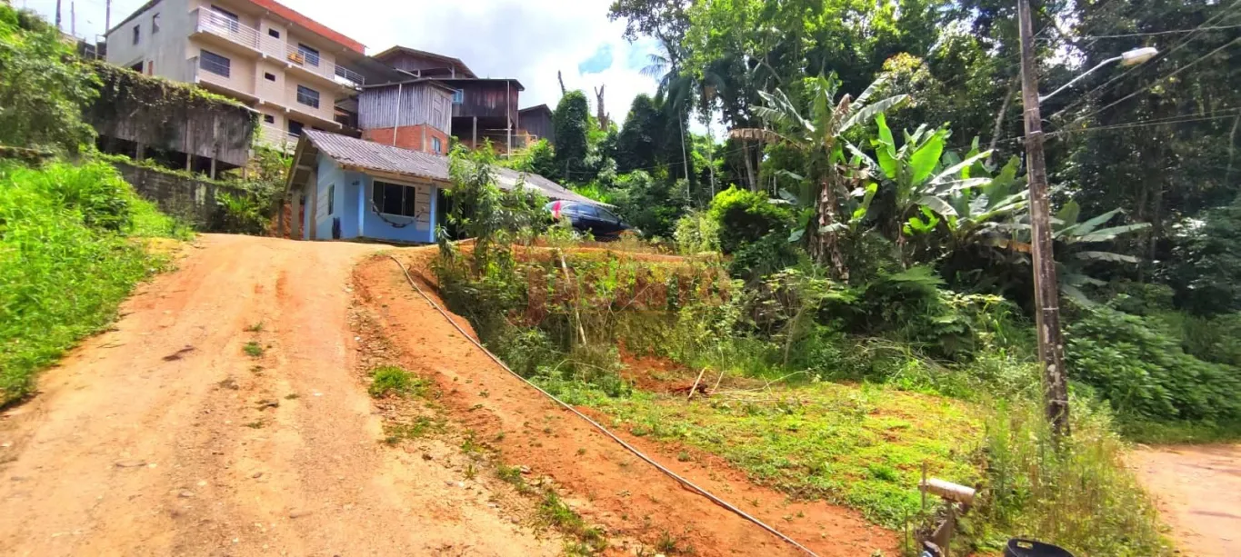 Casa no bairro Fortaleza, com 2 dormitórios , sala, cozinha, 1 banheiro, terreno com 477,21 m. — foto 4