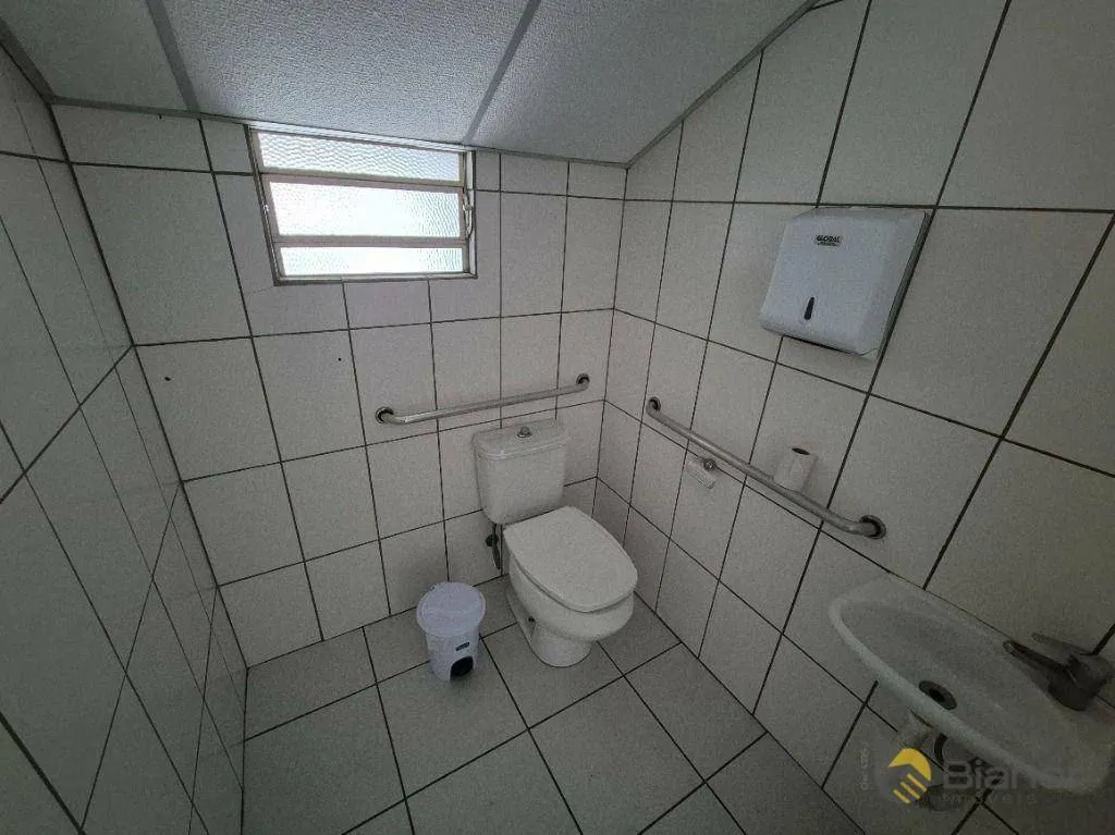 Galpão à venda, 10 vagas, 320m² na região do bairro Velha, próximo à Rua João Pessoa, Blumenau — foto 7
