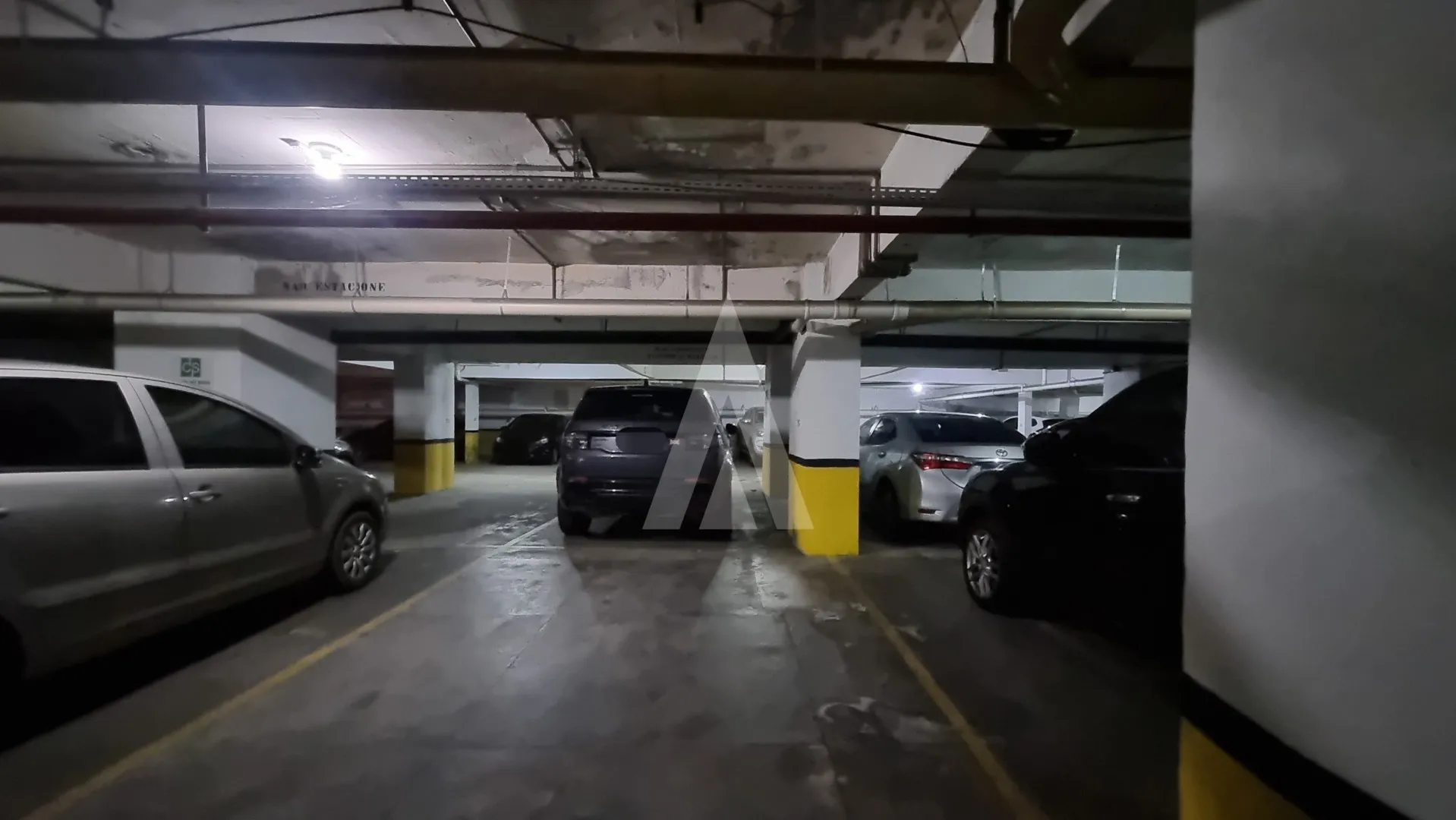 Excelente sala comercial, com 1 sala ampla, copa e 1 banheiro social. — foto 4