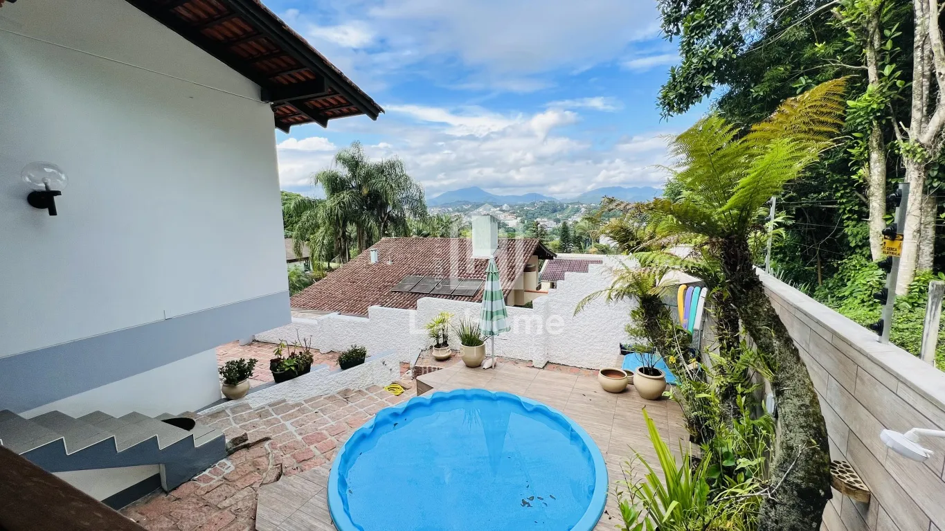 Ampla casa com Loft e piscina à venda em Blumenau, Bairro Itoupava Seca — foto 2