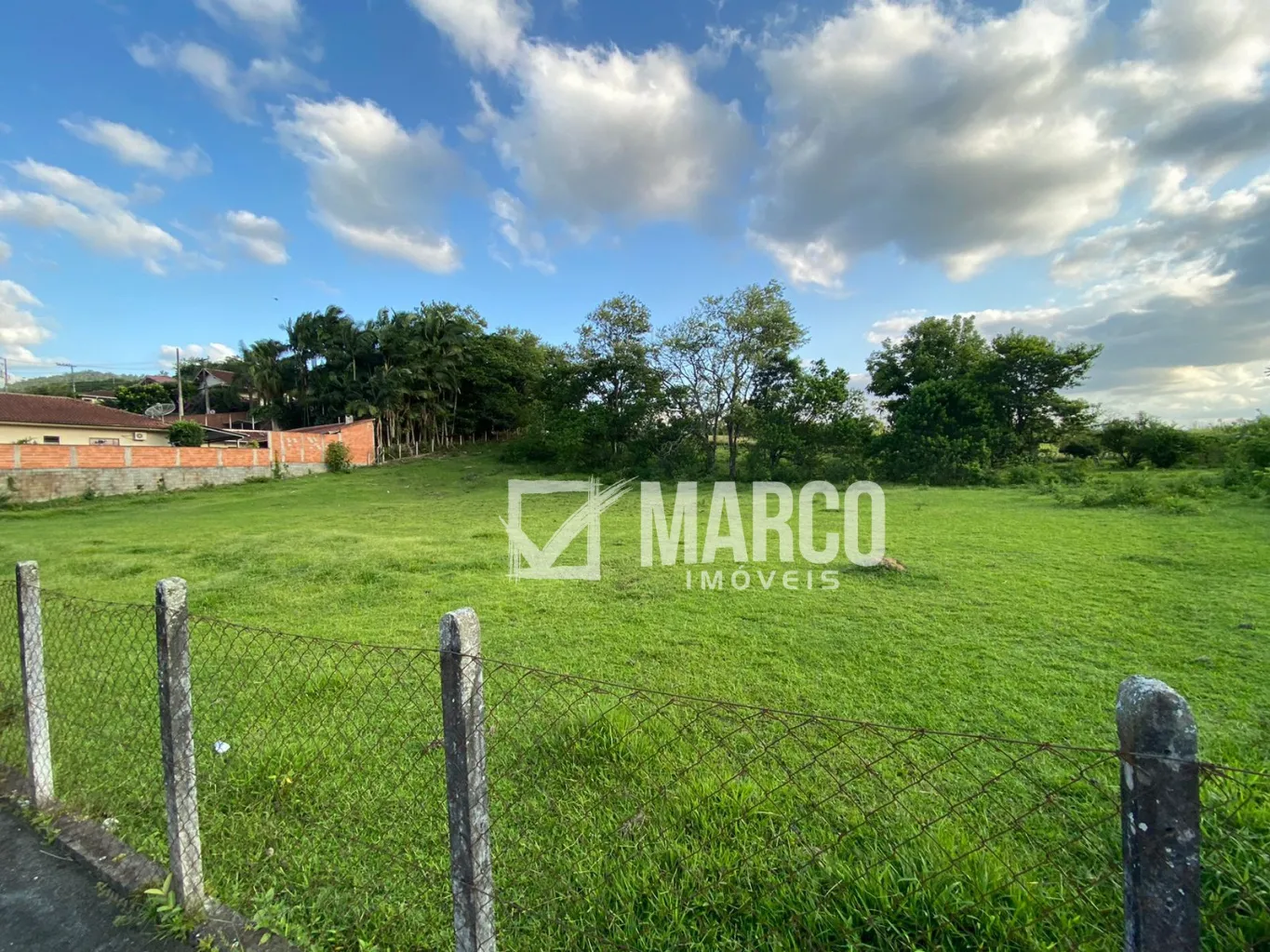 Oportunidade em Testo Rega, lindo terreno á venda, em ótima localizaçao, proximo ao komprao. — foto 4