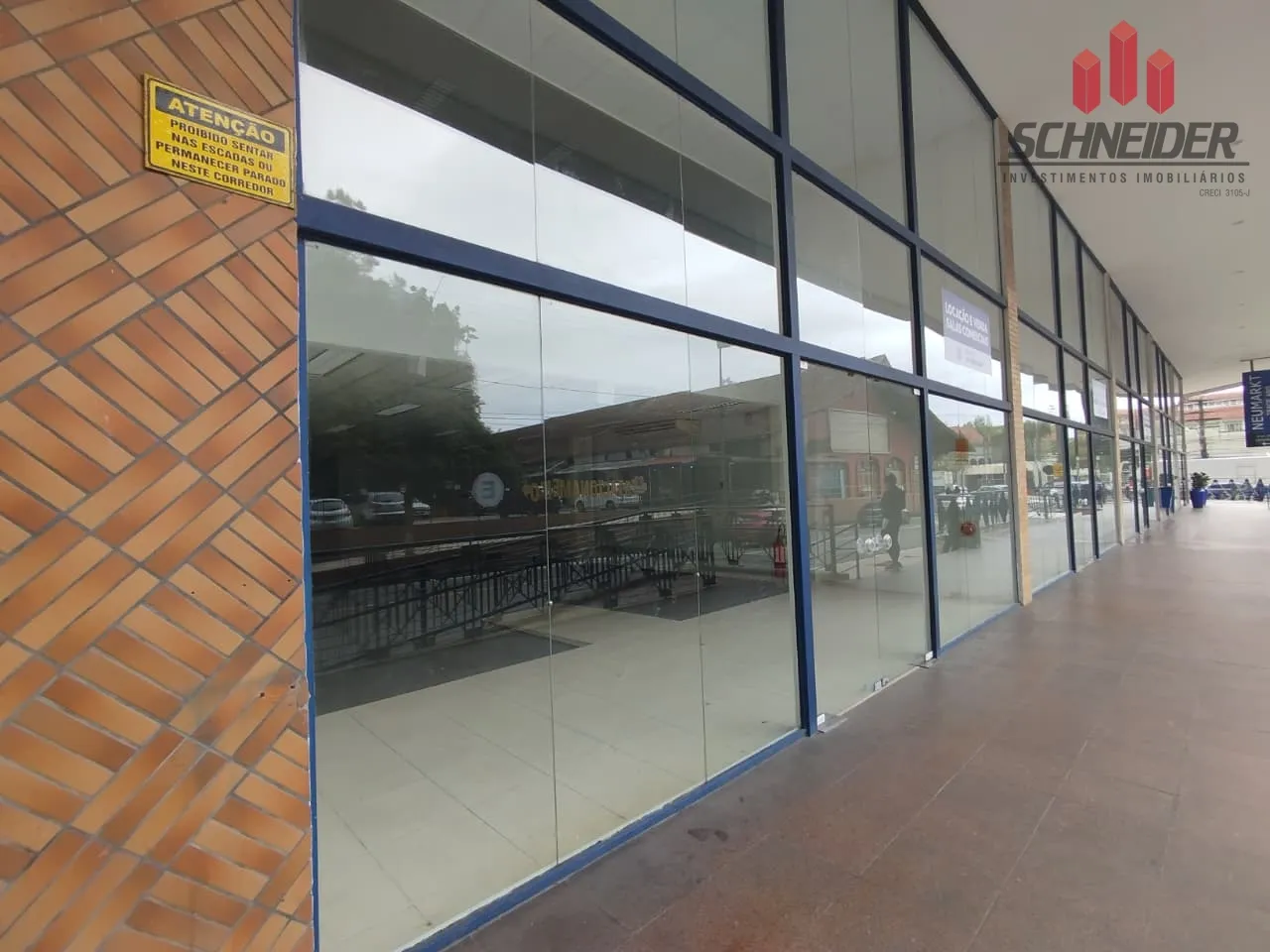 Sala comercial para alugar no bairro Centro em Blumenau/SC - foto 1