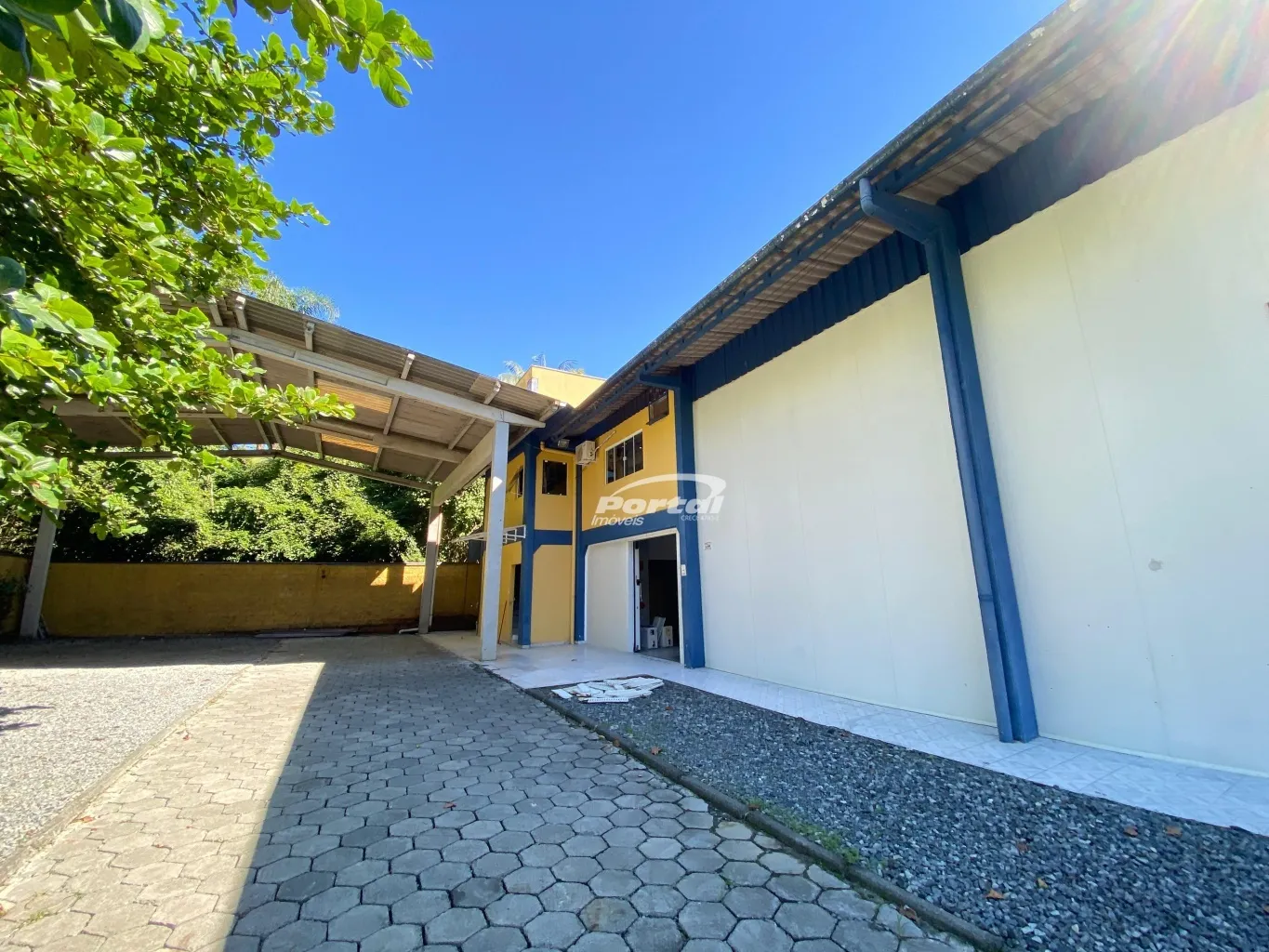 Galpão à venda, 550m² no Velha Central, Blumenau - foto 1