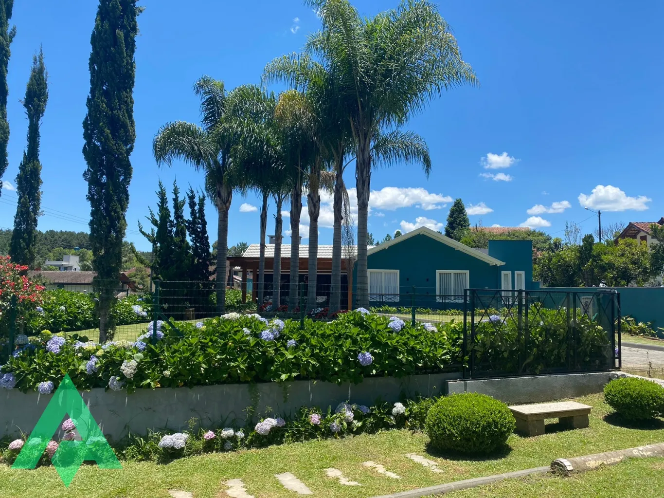 Casa alto padrão mobiliada, no Bairro Alto Cedros em Rio dos Cedros! - foto 1