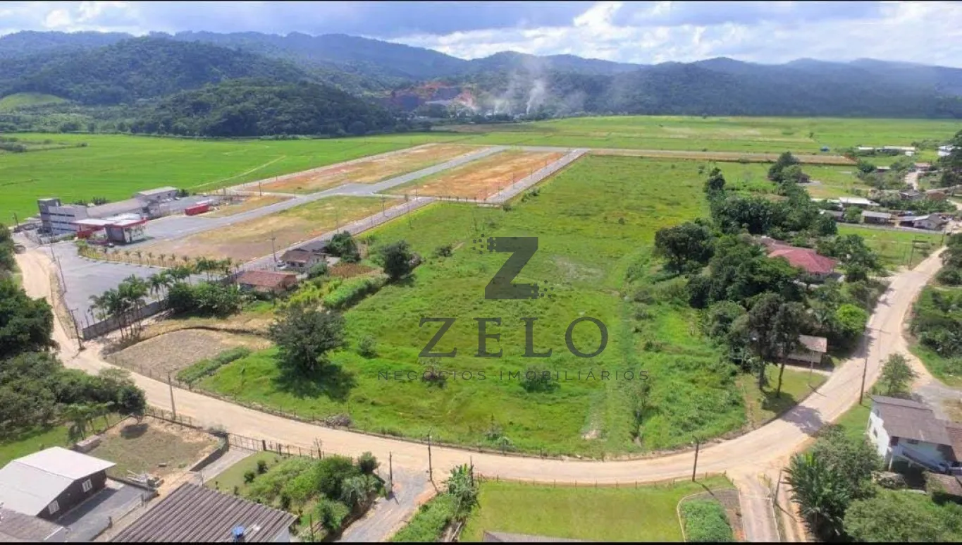 Excelente Terreno Comercial/Industrial localizado próximo a BR-470 - foto 1