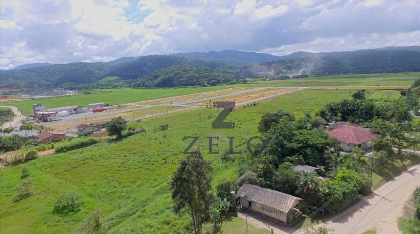 Excelente Terreno Comercial/Industrial localizado próximo a BR-470 — foto 3
