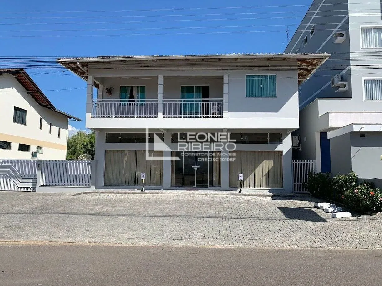 Casa com 3 dormitórios à venda no bairro Capitais em Timbó/SC - foto 1