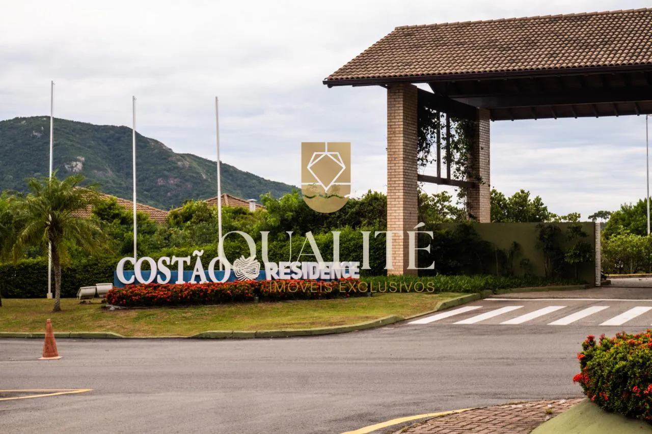 Terreno à venda, 878m² no Ingleses do Rio Vermelho, Florianópolis - foto 1