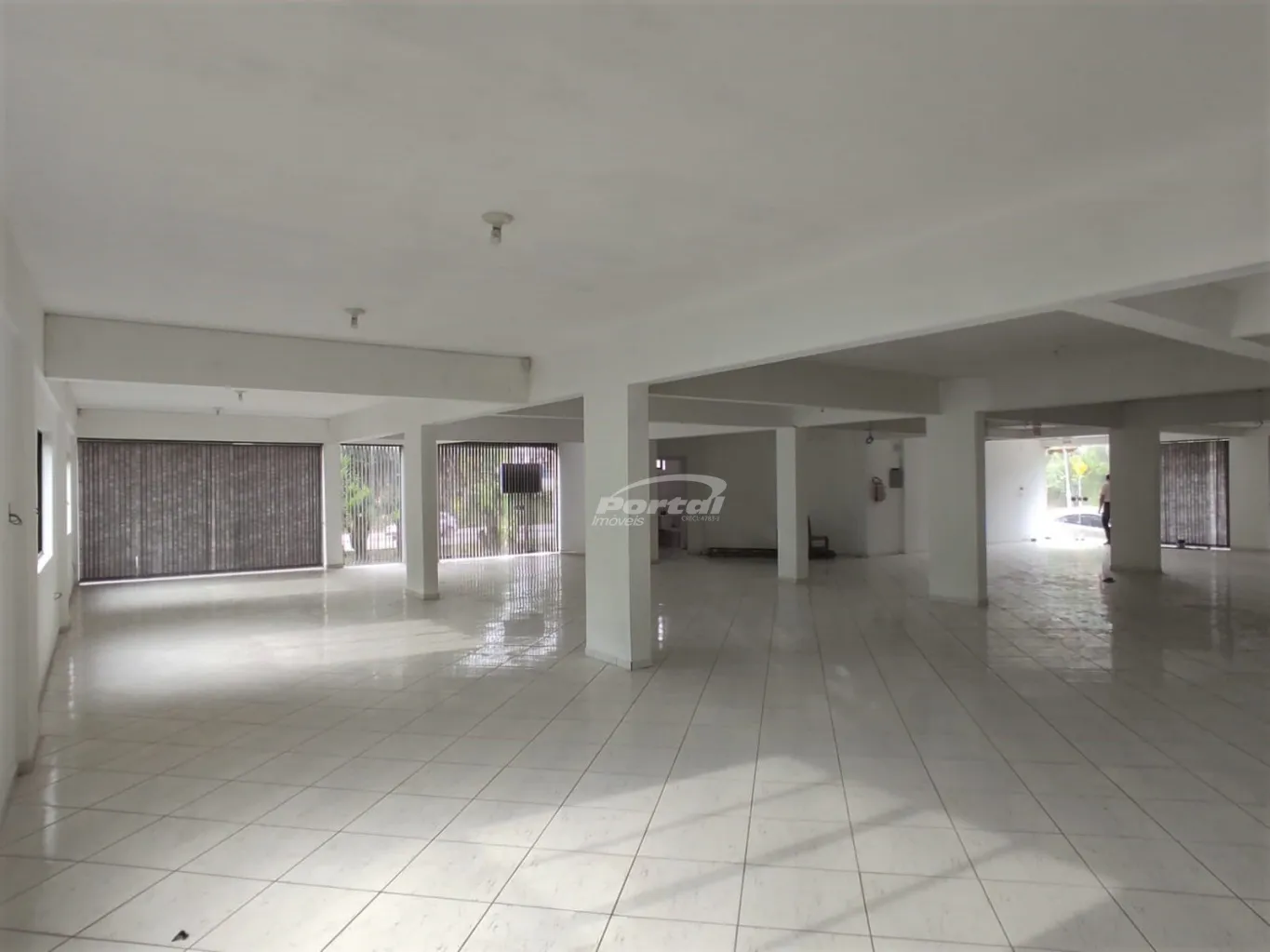 EXCELENTE LOJA TÉRREA COM 268 M NO BAIRRO VORSTADT - BLUMENAU! — foto 4