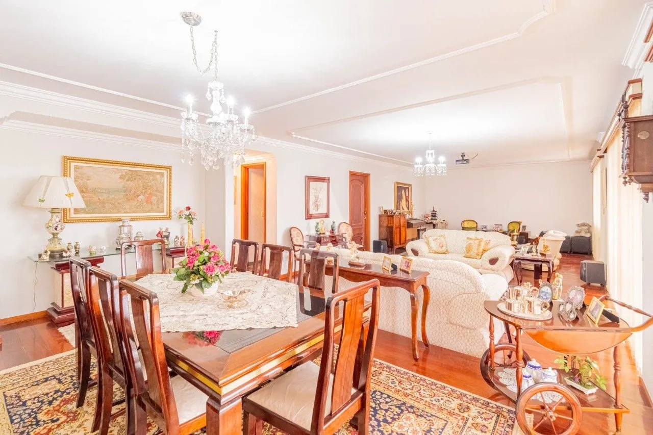 Apartamento com 2 suíte(s) mais 2 quarto(s) à venda no bairro Centro em JOINVILLE, por R$ 2.550.000.00. — foto 2