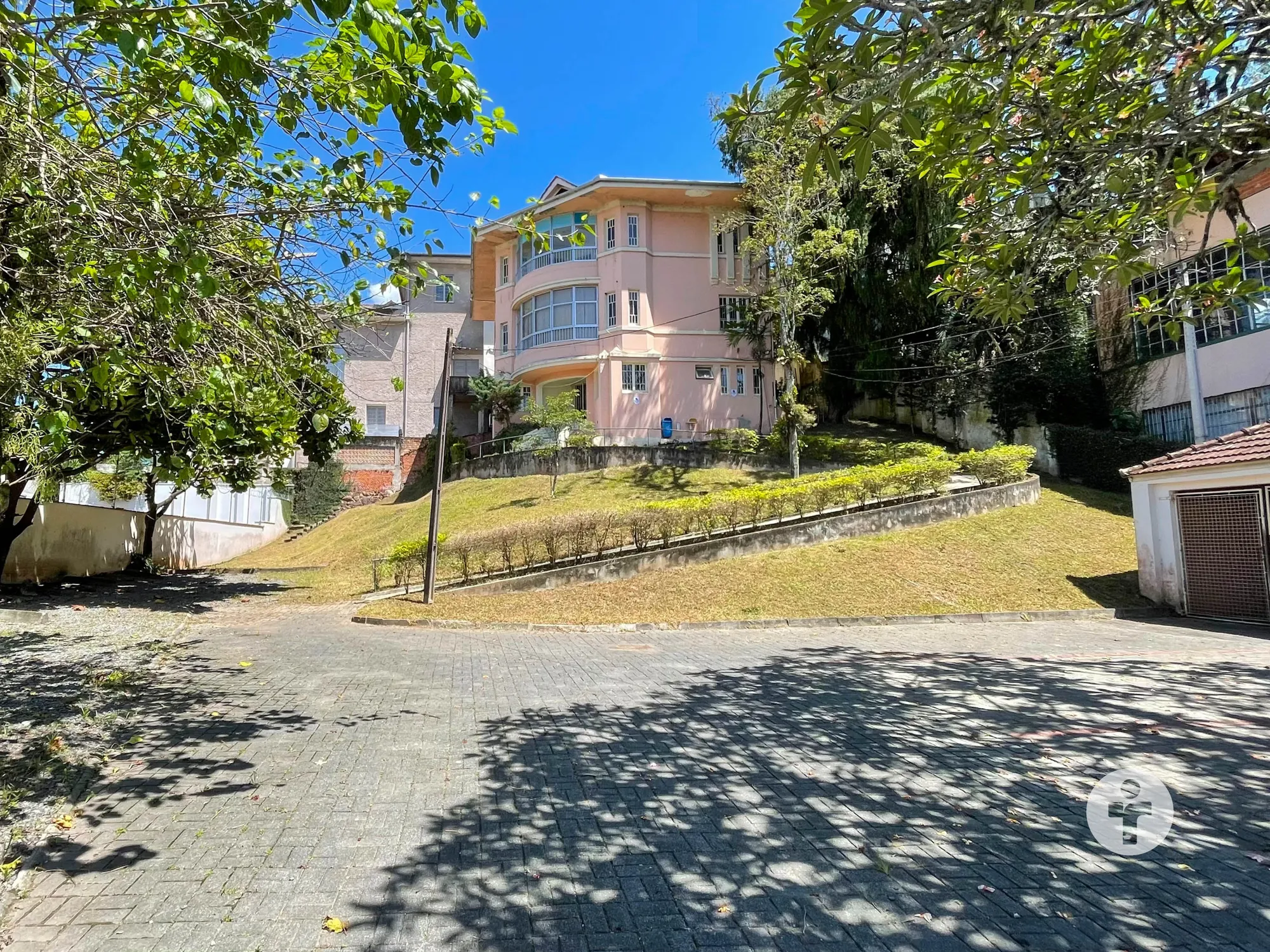 Imóvel Histórico no Centro de Blumenau - foto 1