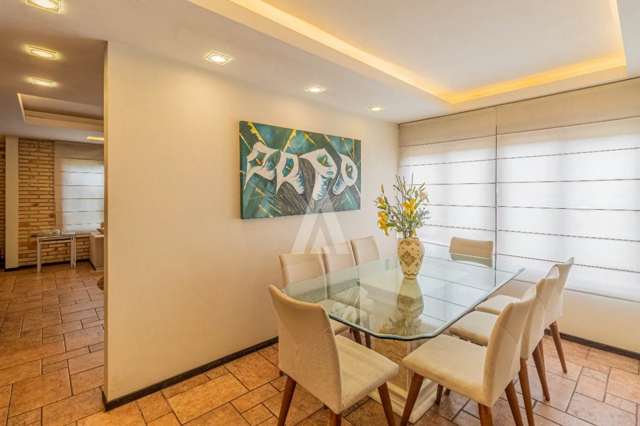 Casa com 3 quartos , sendo 1 suíte à venda no bairro Bom Retiro em Joinville-SC por R$1.700.000,00. — foto 6