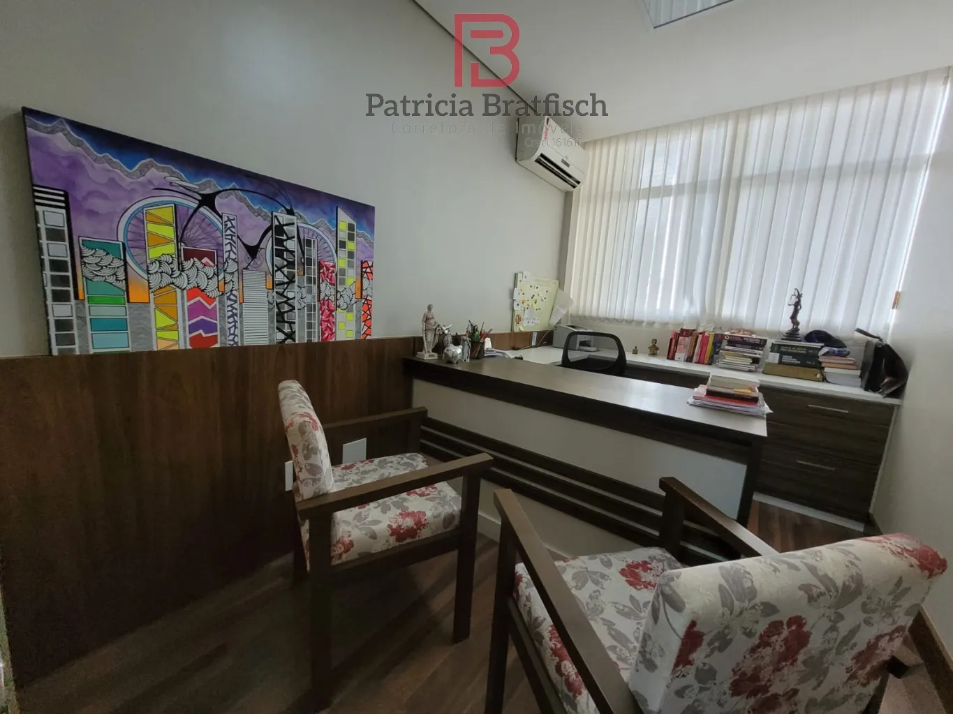 Sala comercial mobiliada e equipada, no Centro de Blumenau. Possibilidade de compartilhamento. — foto 6