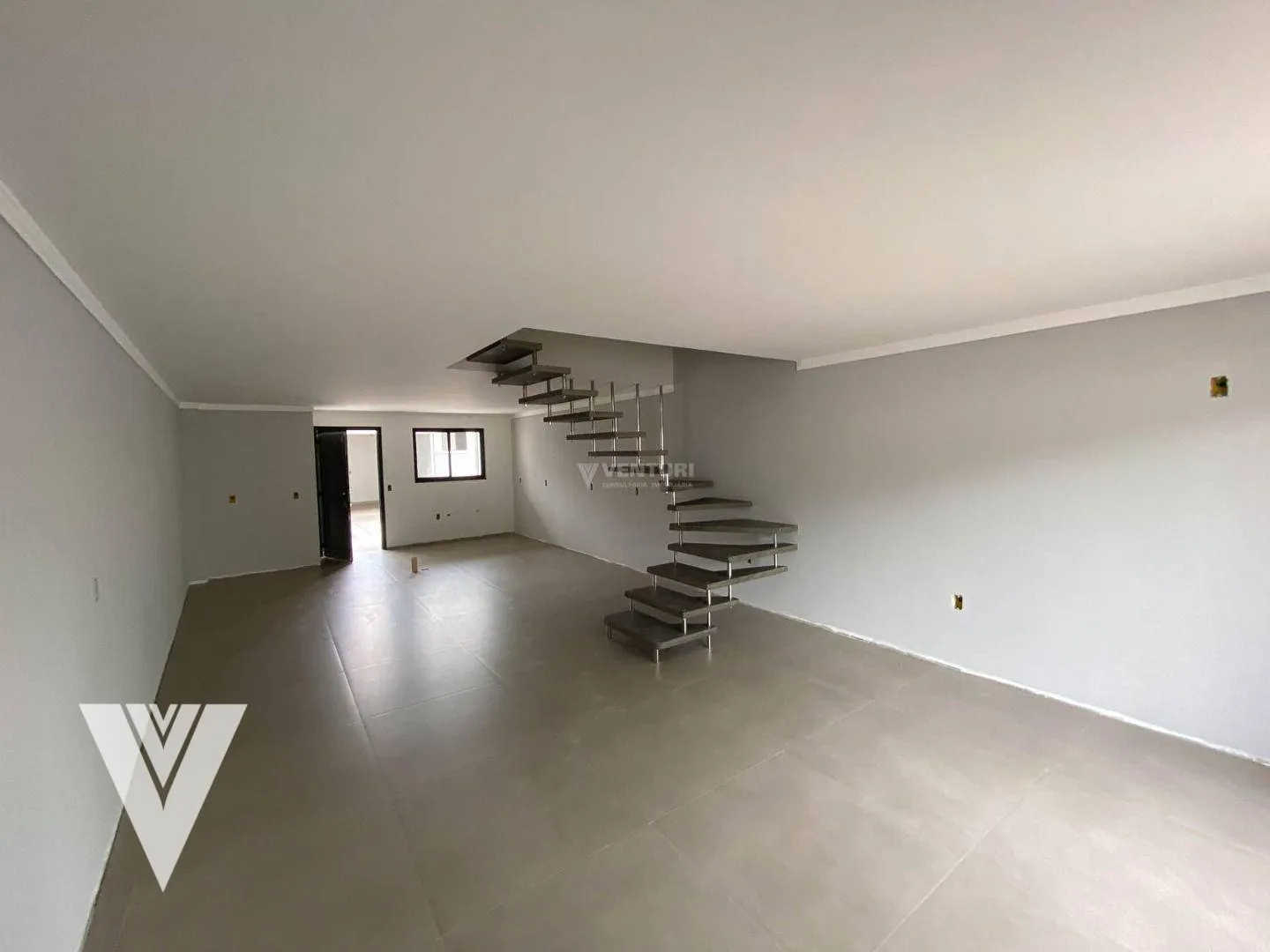 Casa com 3 dormitórios, sendo 1 suíte com sacada à venda, 126 m por R$ 730.000 - Velha - Blumenau/SC — foto 3