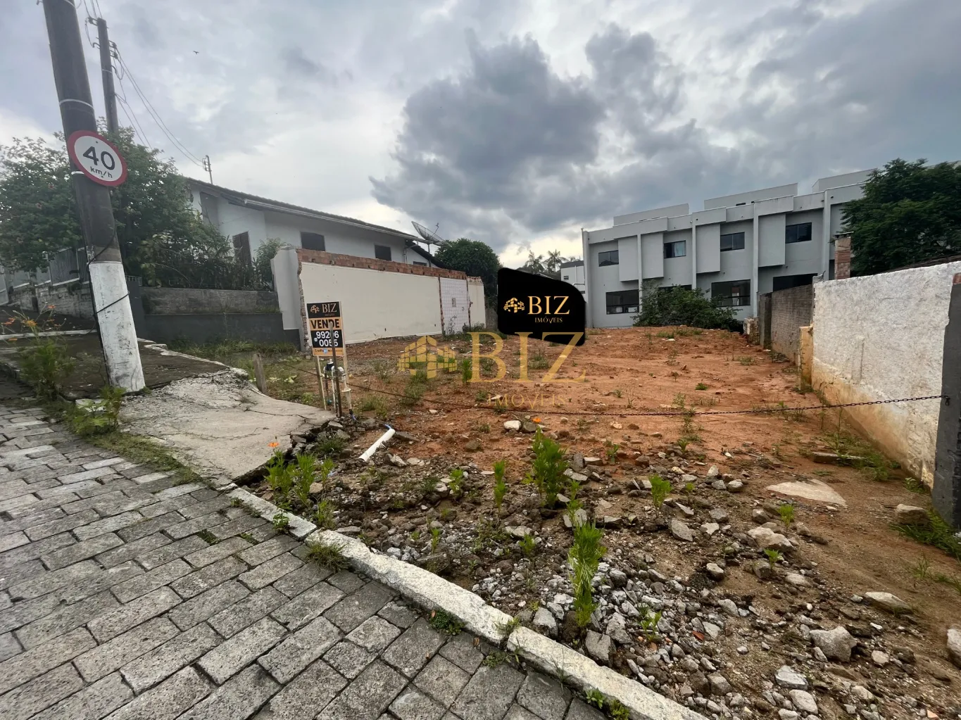 Terreno lindo e plano no início do Bairro Água Verde! — foto 2