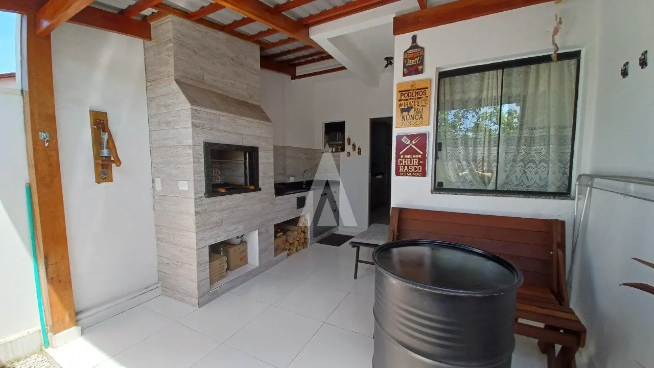 Sobrado Geminado com 1 suíte(s) mais 2 quarto(s) à venda no bairro SAGUACU em JOINVILLE, por R$ 635.000.00. — foto 5