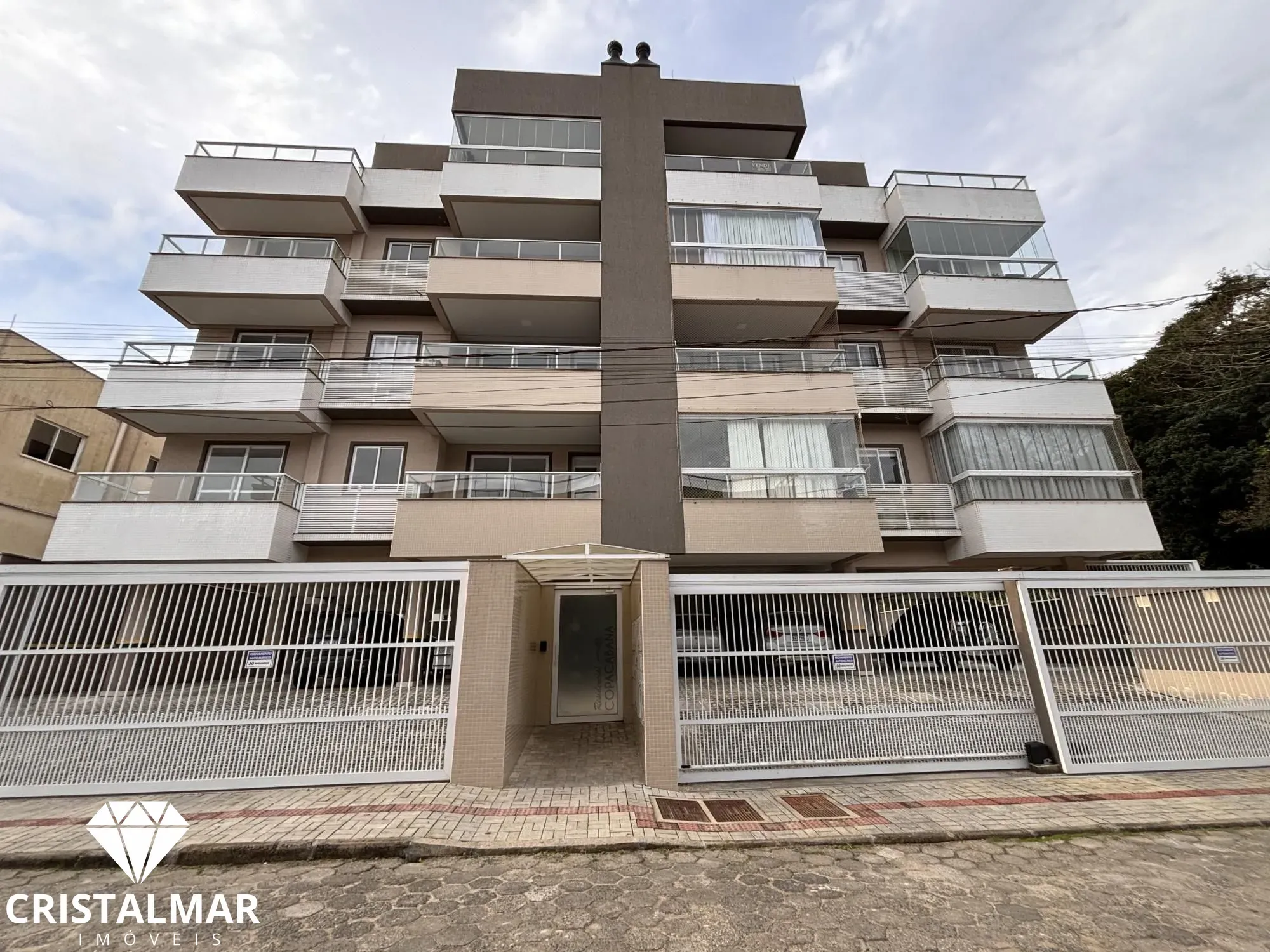 Apartamento novo.. 3 dormitórios.. ótima localização.. - foto 1